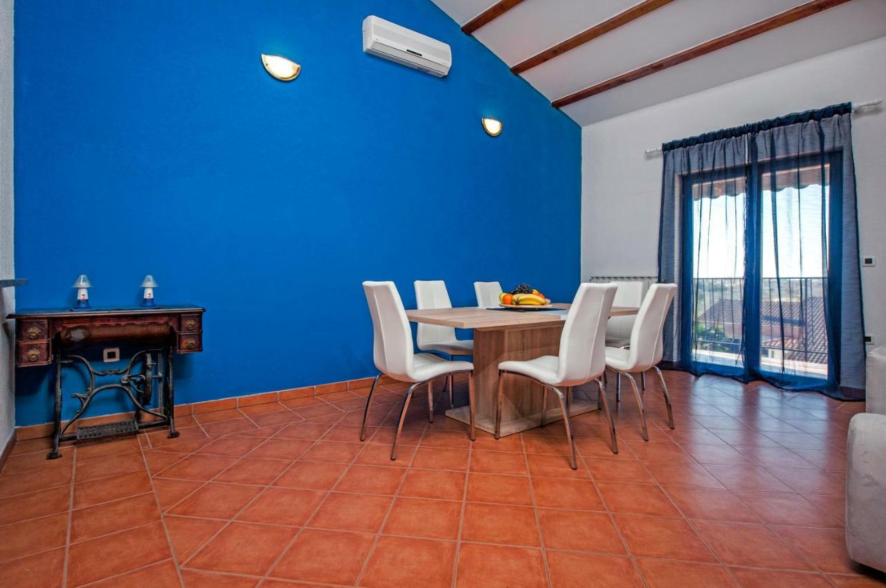 Apartment Bora Rovinj Exterior photo